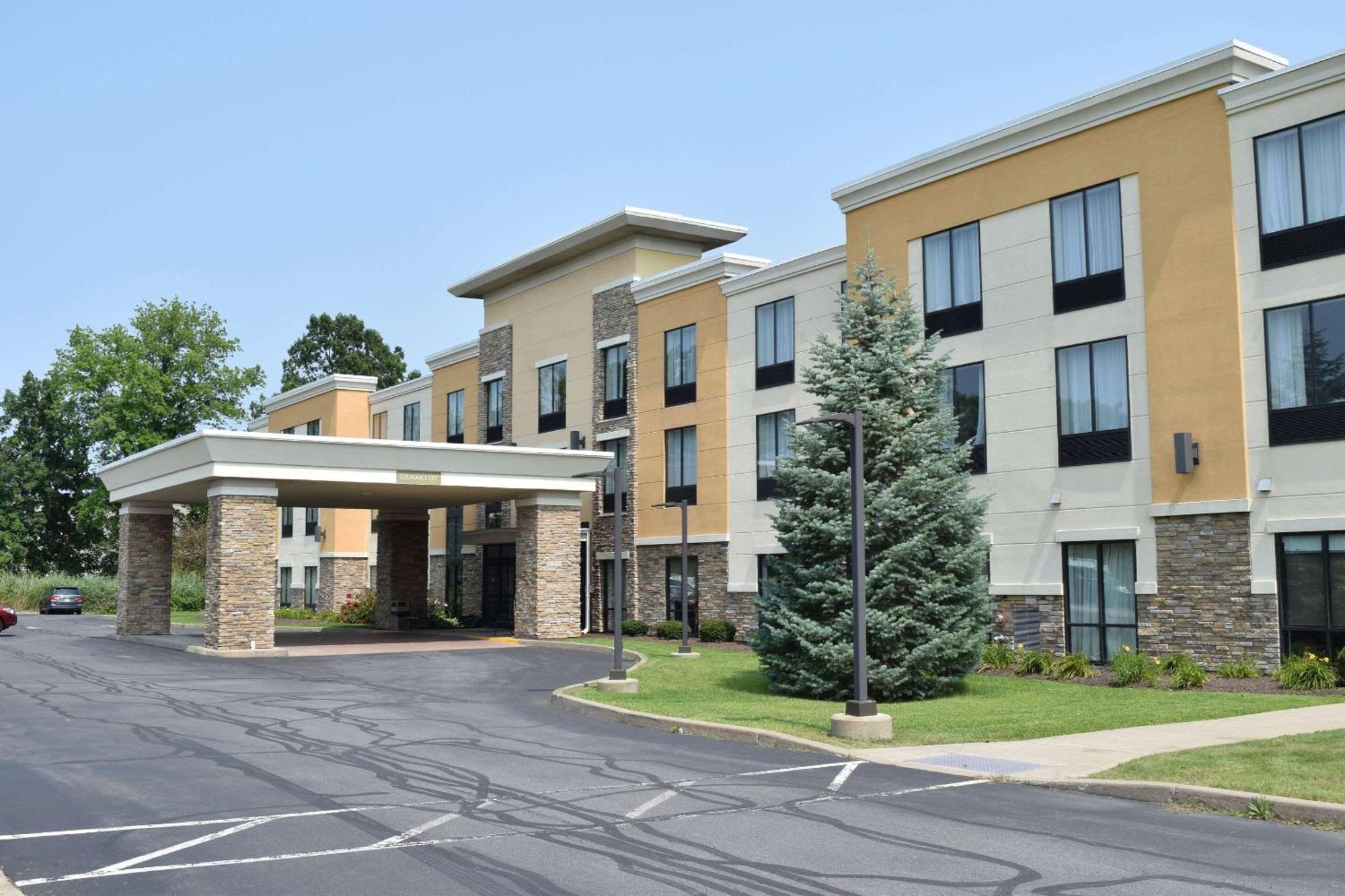 Cicero Grand - Syracuse North Hotel Exterior photo